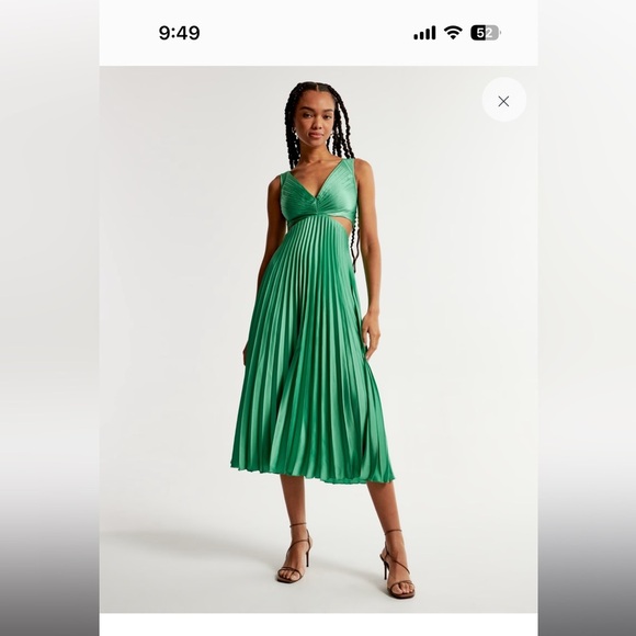 Elegant Purple Evening Gown - Picture 6 of 6